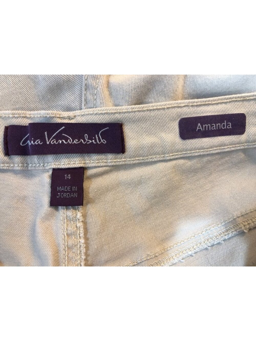 Gloria Vanderbilt Amanda Classic 5-pocket Straight Leg Light Beige Jeans Size 14 - Picture 8 of 10